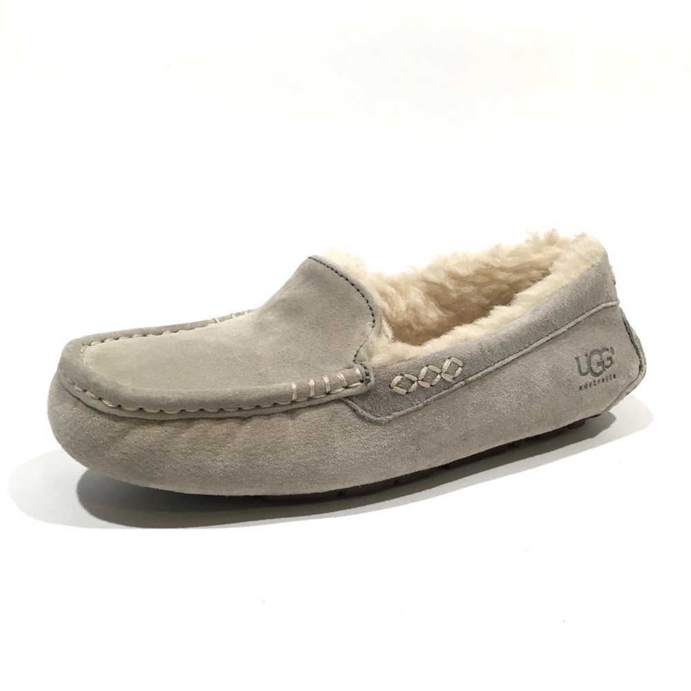 UGG Ansley Moccasin Slippers -Light Grey Waterproof Suede -Women’s US 6 -NEW